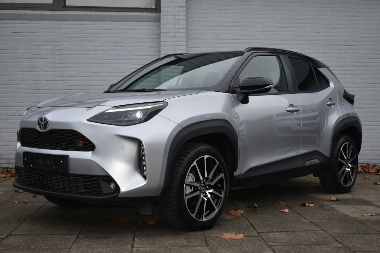 Toyota Yaris Cross 1.5 Hybrid 130 Gr Sport Limited Automaat 130Pk 2025, foto 1