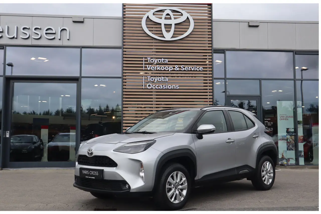 Toyota Yaris Cross 115 Hybrid Dynamic 2025, foto 1