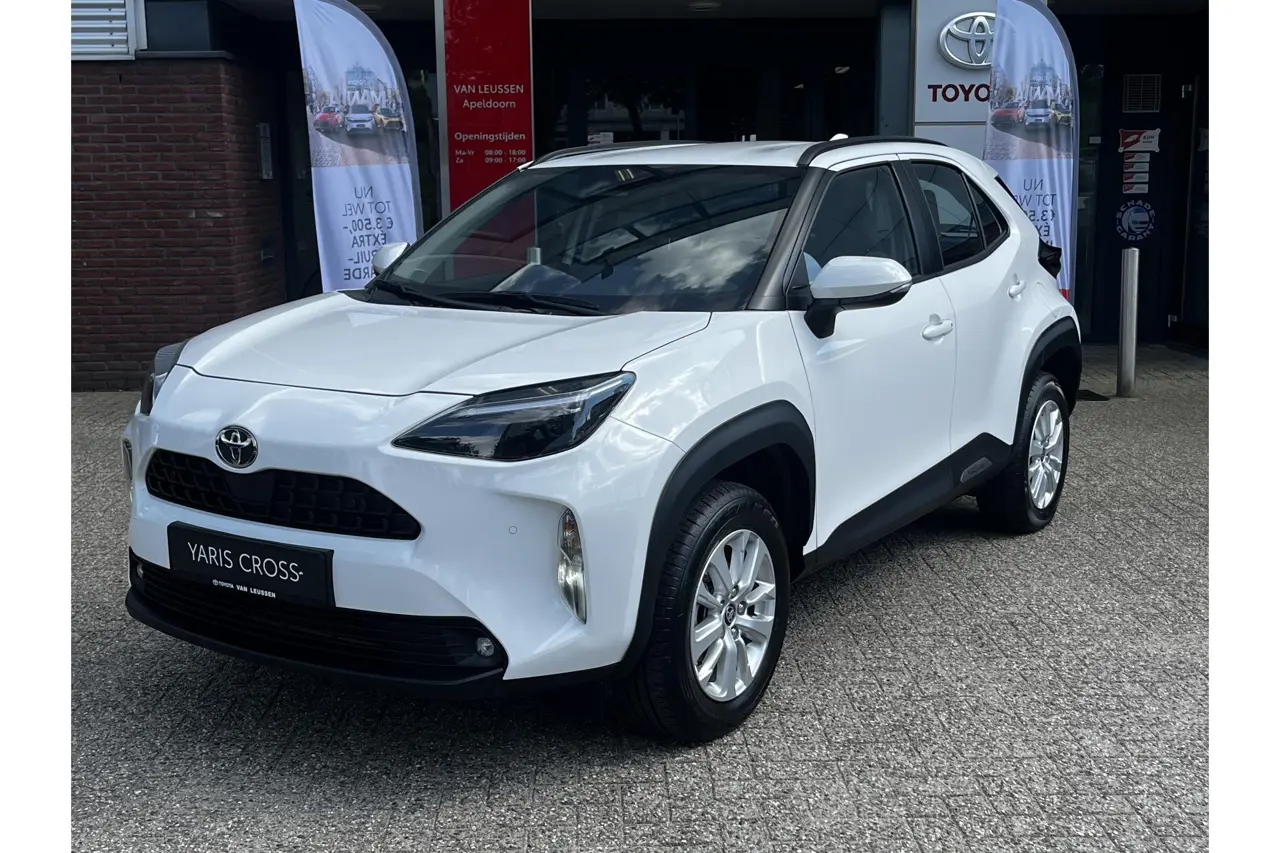 Toyota Yaris Cross 1.5 Hybrid Dynamic 2025, foto 1