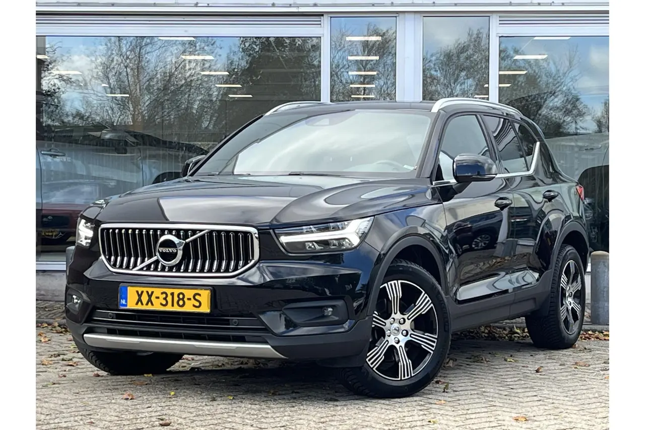 Volvo XC40 2.0 T4 Inscription 2019, foto 1