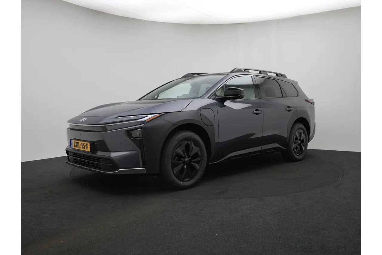 Toyota bZ4X Executive AWD 75 kWh 2026, foto 1