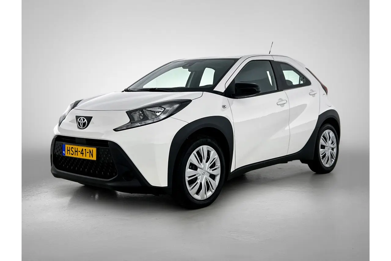 Toyota Aygo X 1.0 VVT-i S-CVT Play 2025, foto 1
