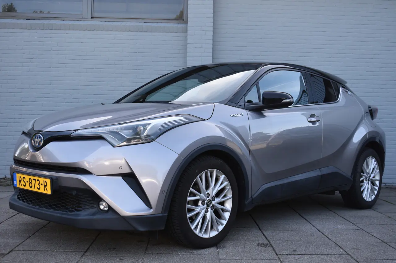 Toyota C-HR 1.8 Hybrid Executive Limited Automaat 122Pk 2017, foto 1