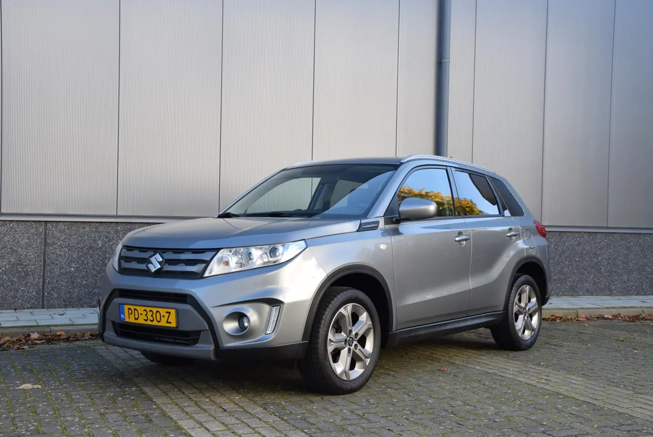Suzuki Vitara 1.6 Exclusive 2017, foto 1