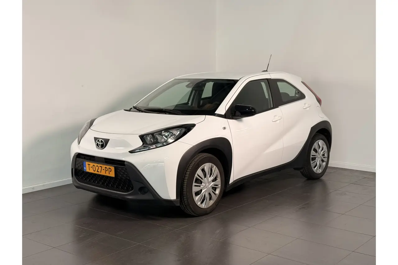 Toyota Aygo X 1.0 VVT-i Mt Play 2023, photo 1