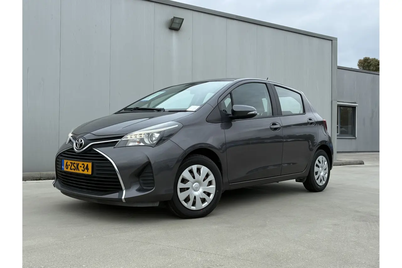 Toyota Yaris 1.3 VVT-i Aspiration 2015, foto 1