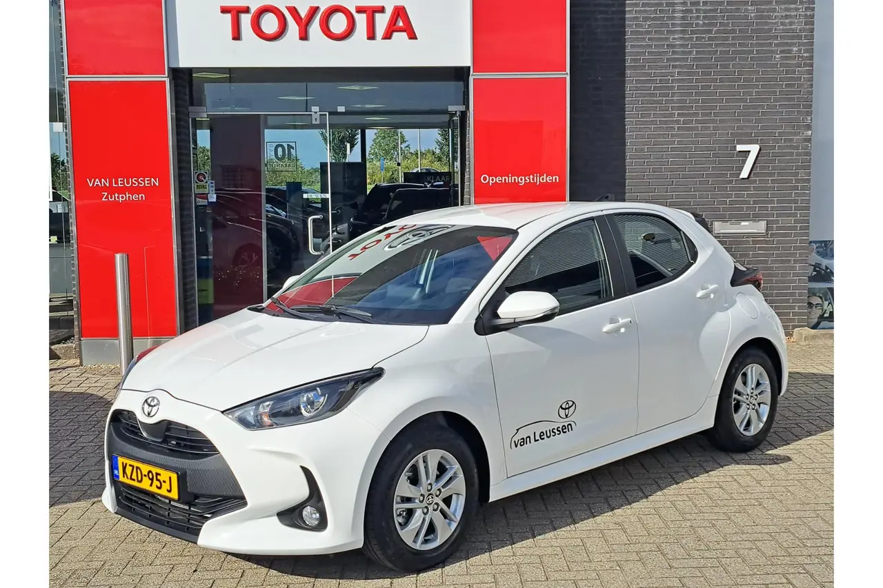 Toyota Yaris 1.5 Hybrid 115 Active 2026, foto 1