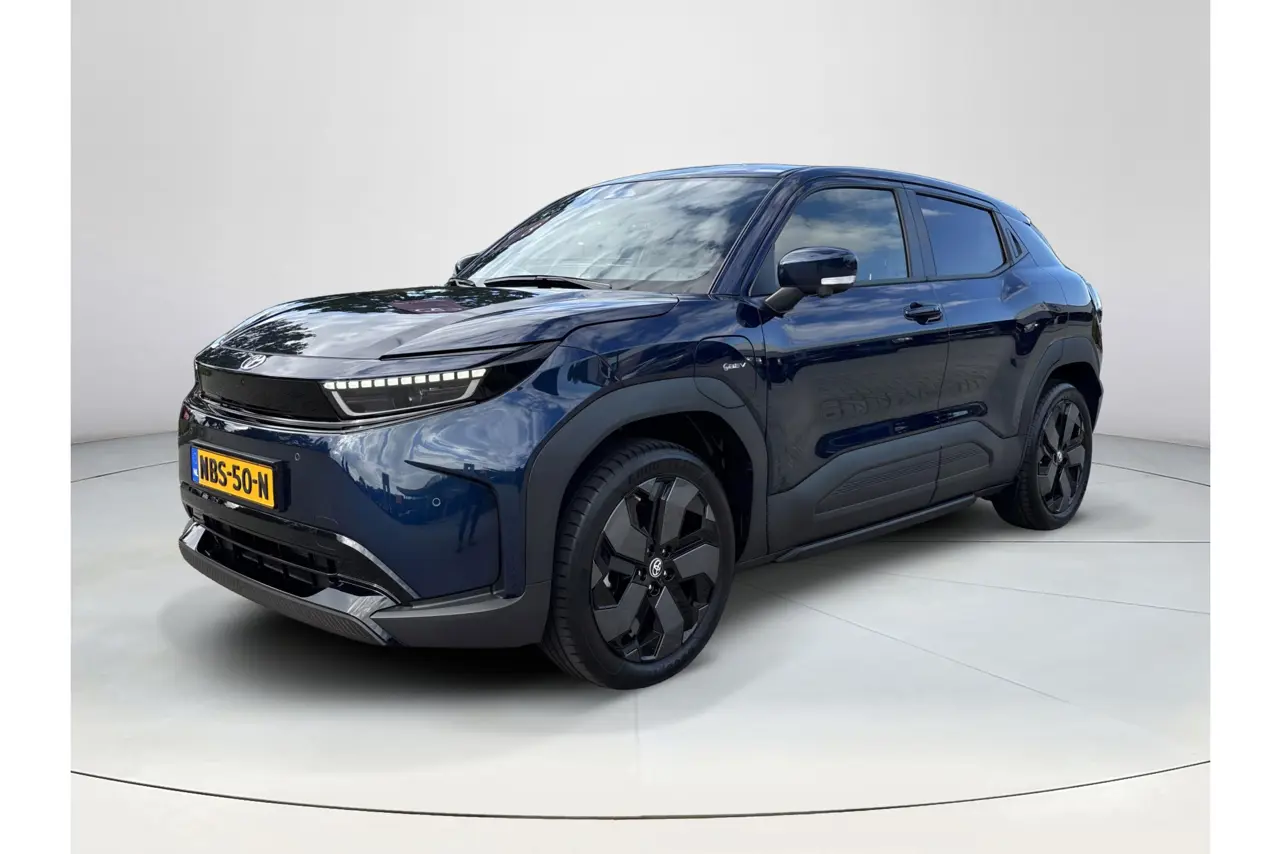 Toyota Urban Cruiser Executive 61 kWh 2026, foto 1
