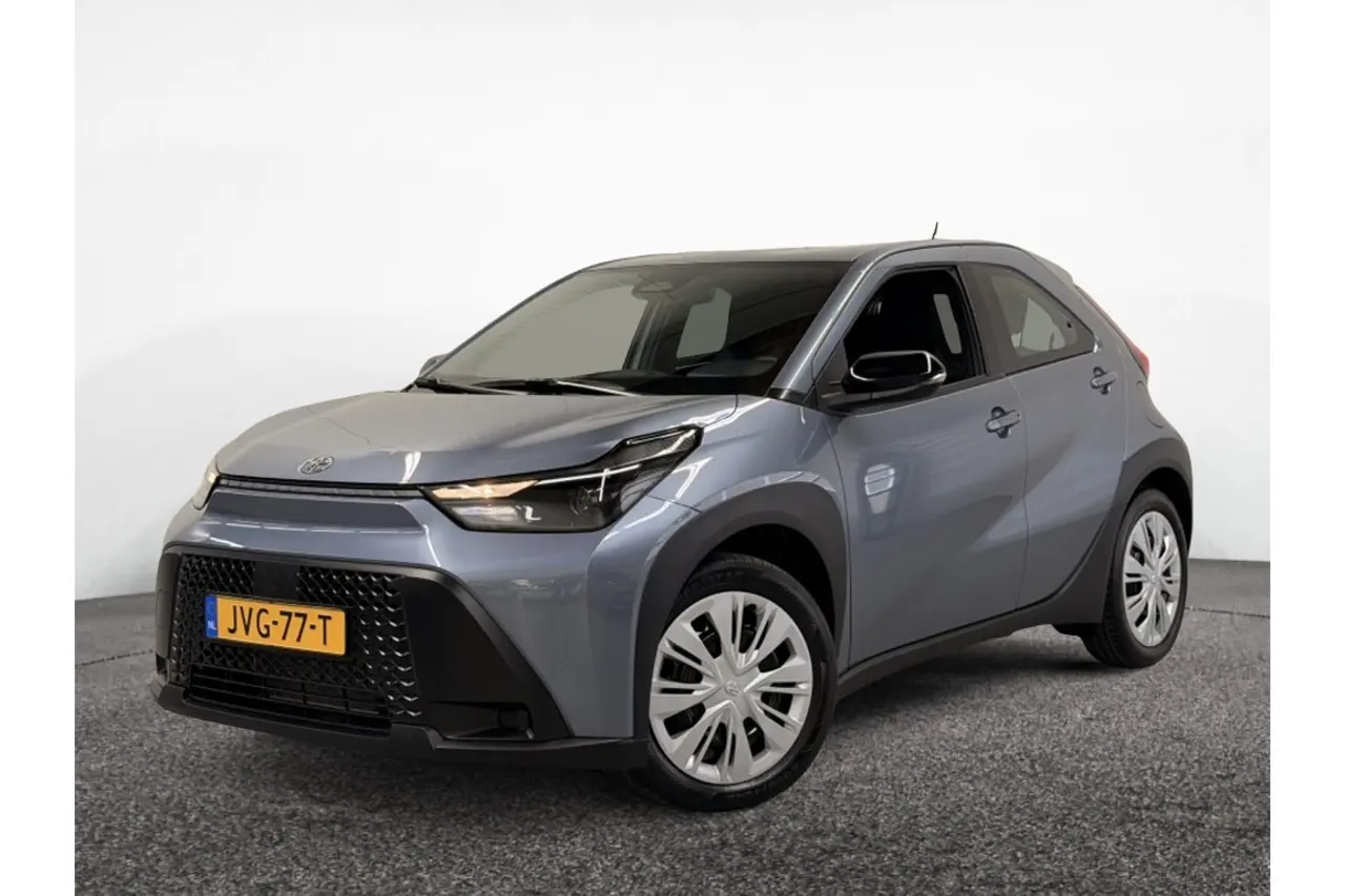 Toyota Aygo X Hybrid 115 Play 2026, photo 1