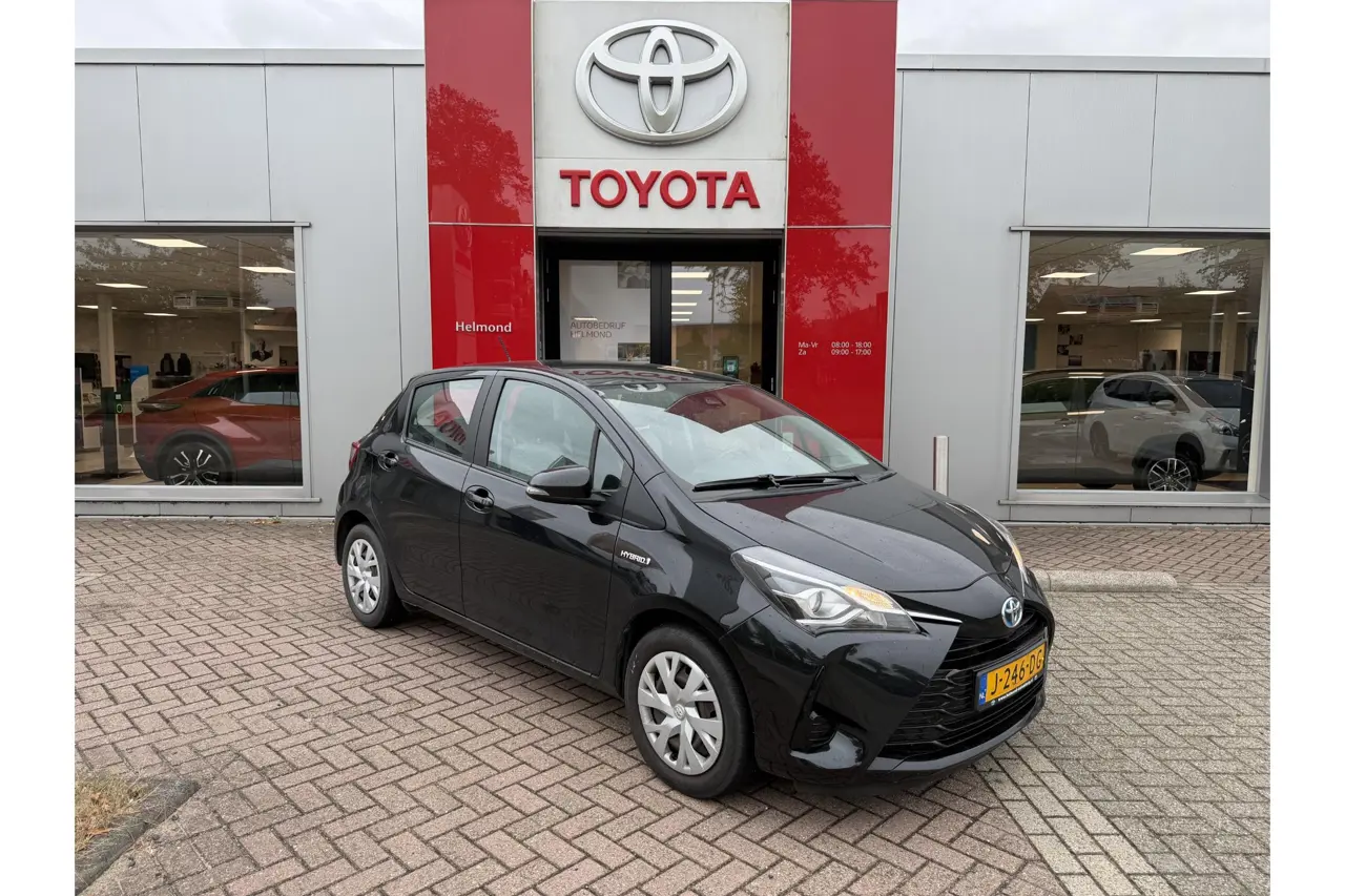 Toyota Yaris 1.5 Hybrid Active 2020, foto 1
