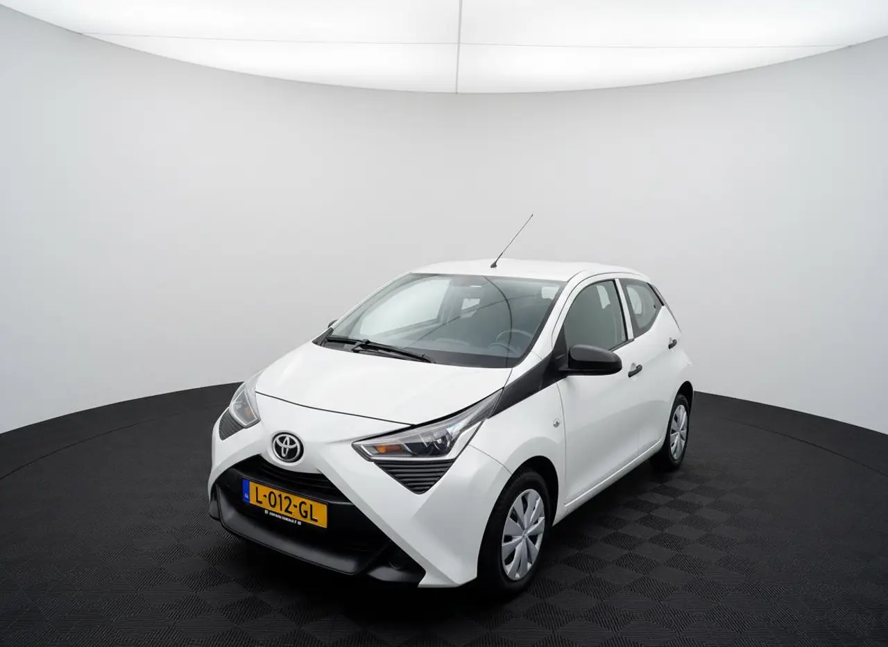 Toyota Aygo 1.0 VVT-i X-Fun 2021, foto 1