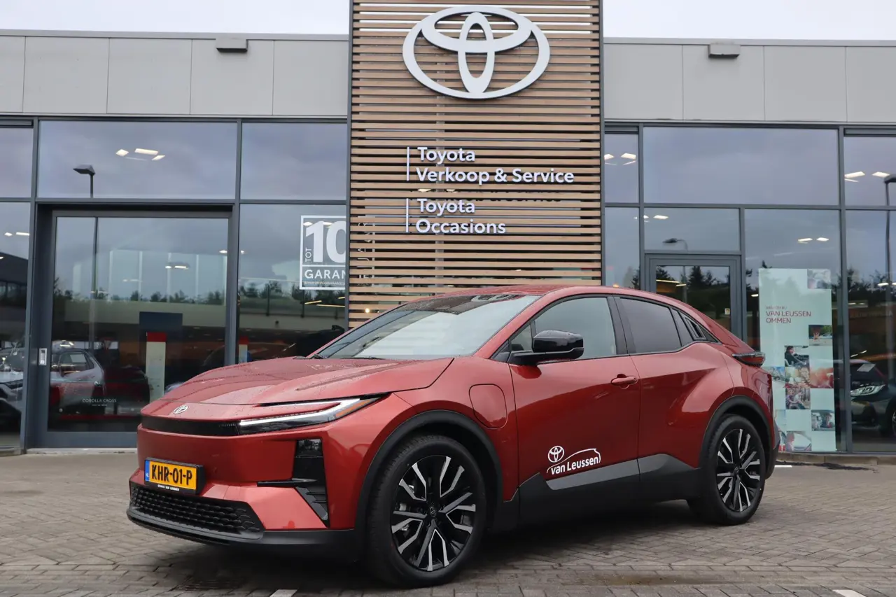 Toyota C-HR First Edition 77Kwh 2026, foto 1