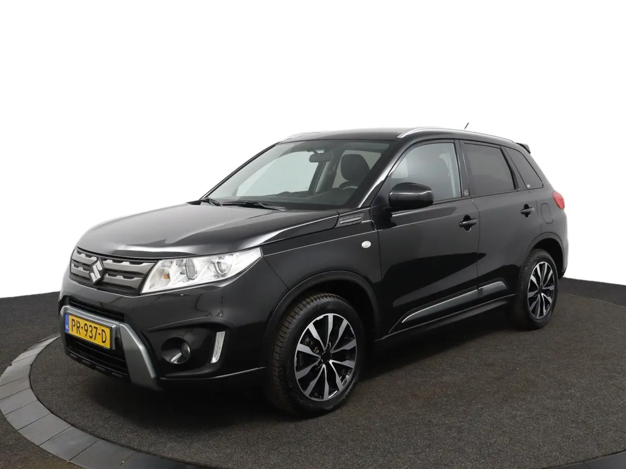 Suzuki Vitara 1.6 Rhino 2017, foto 1