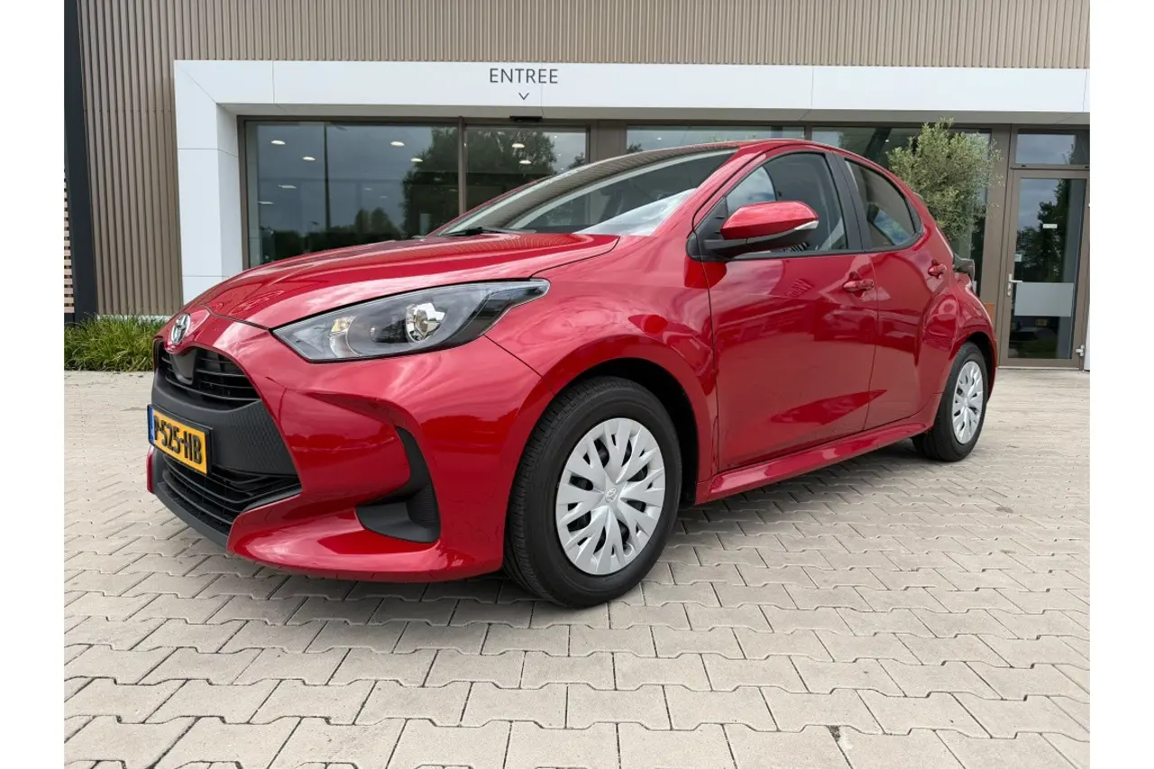 Toyota Yaris 1.5 Hybride 2022, foto 1