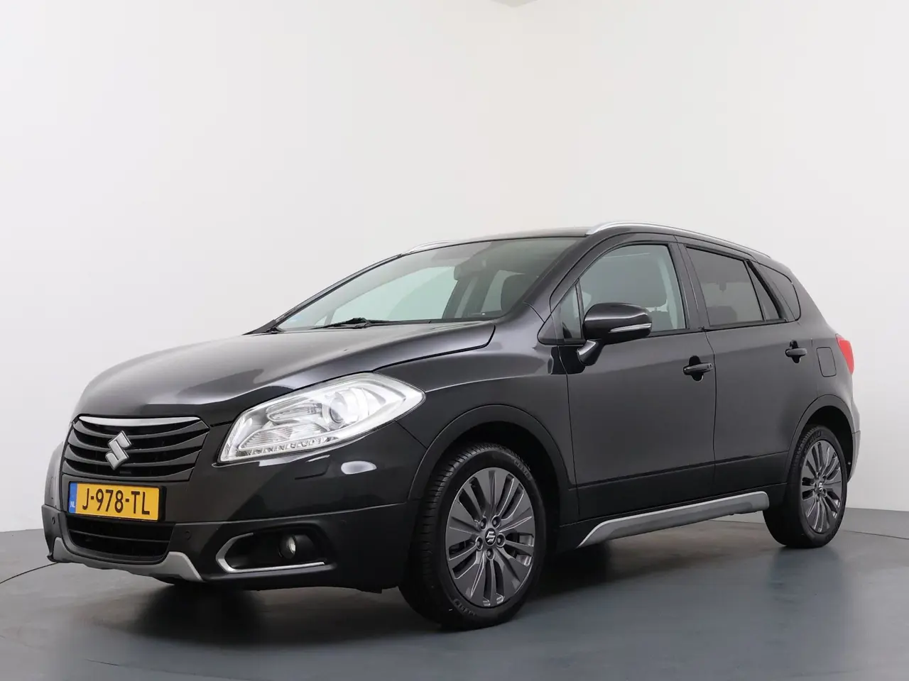Suzuki S-Cross 1.6 High Executive Allgrip 2015, foto 1