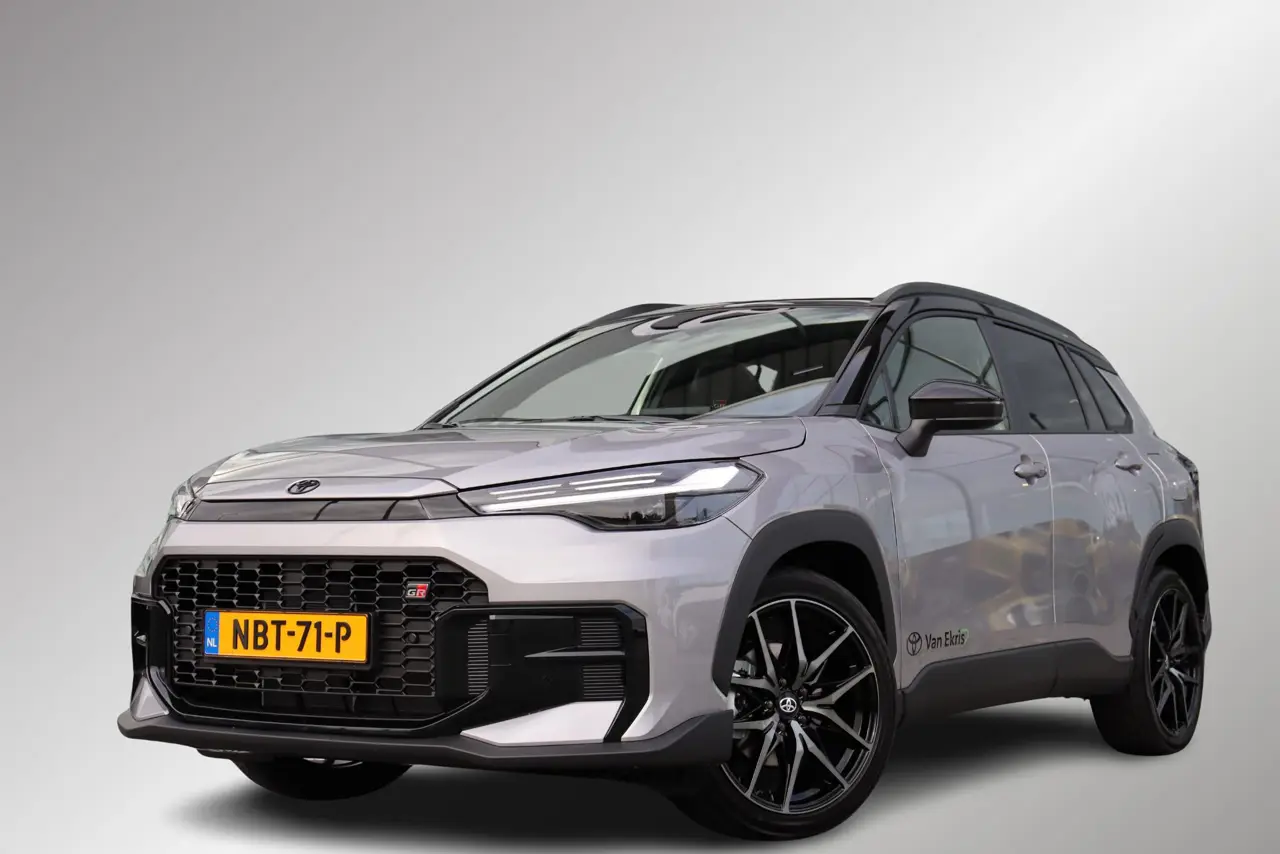 Toyota Corolla Cross Hybrid 180 Gr Sport, Plus Pack, Startonderbreker, 2026, foto 1