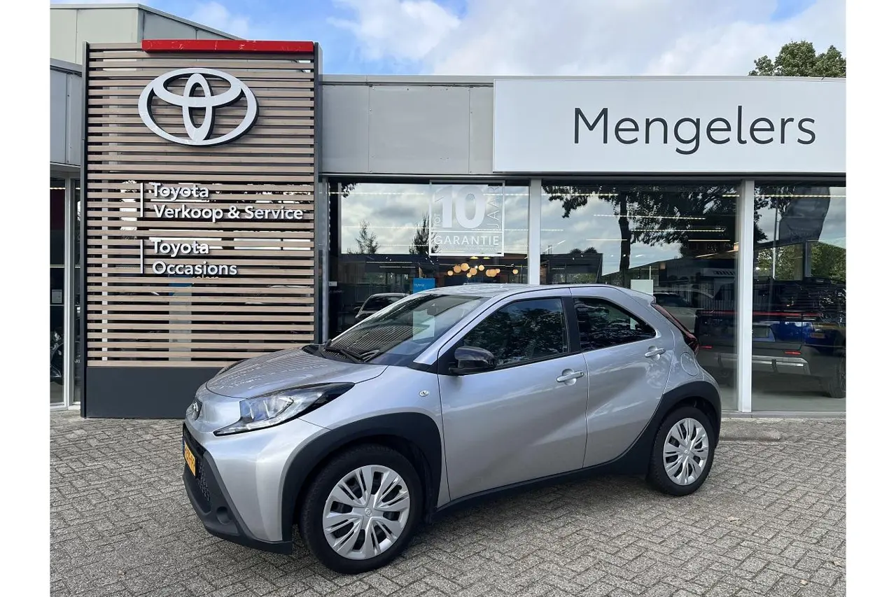 Toyota Aygo X 1.0 VVT-i Mt Play 2023, foto 1