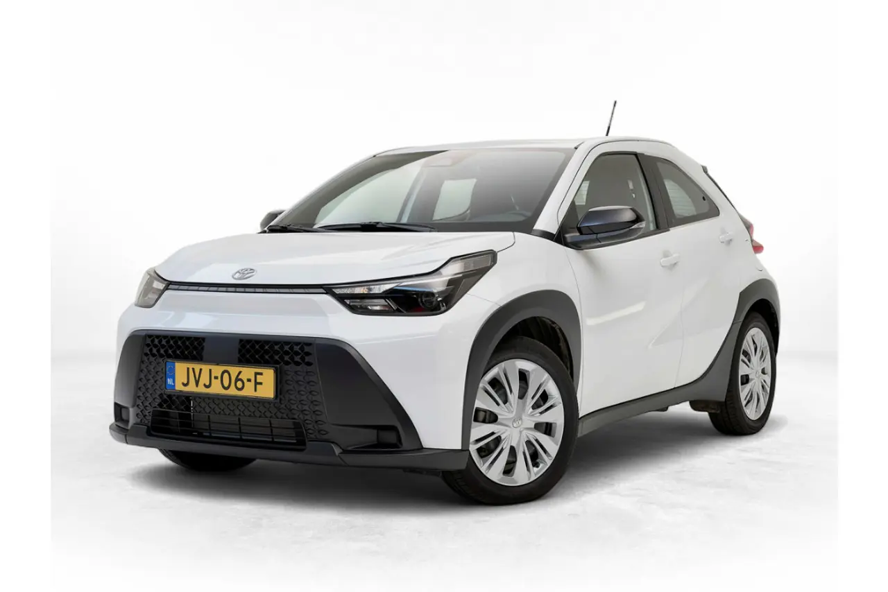 Toyota Aygo X Hybrid 115 Play 2026, foto 1