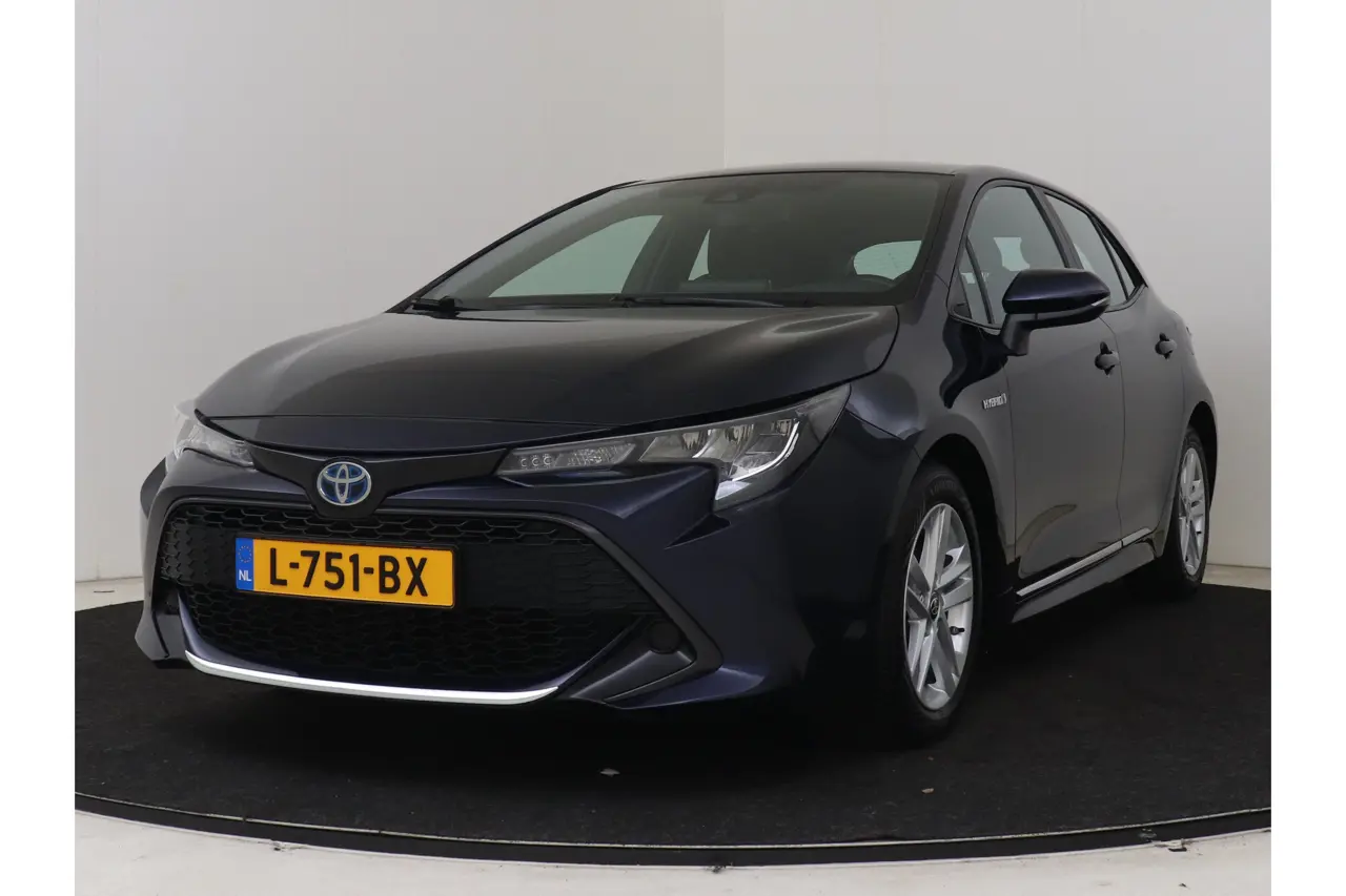 Toyota Corolla 1.8 Hybrid Business 2021, foto 1