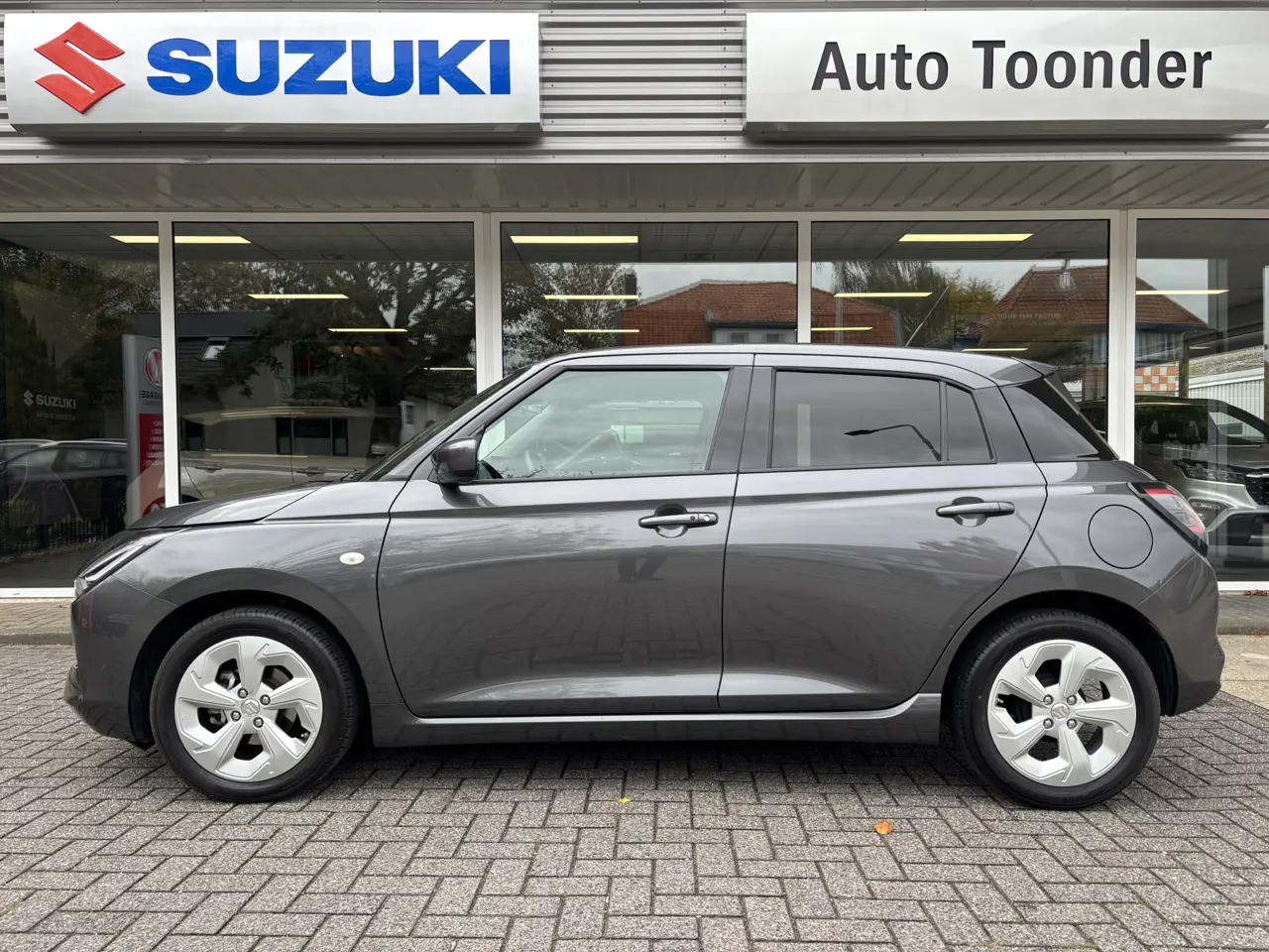 Suzuki Swift Automaat 1.2 Select Smart Hybrid 2026, foto 1