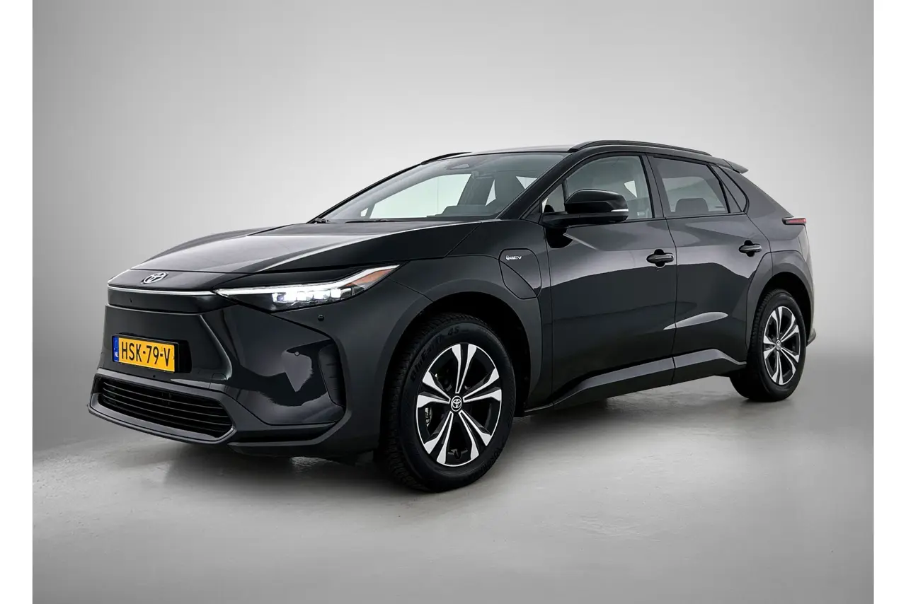 Toyota bZ4X Dynamic 71 kWh 2025, foto 1