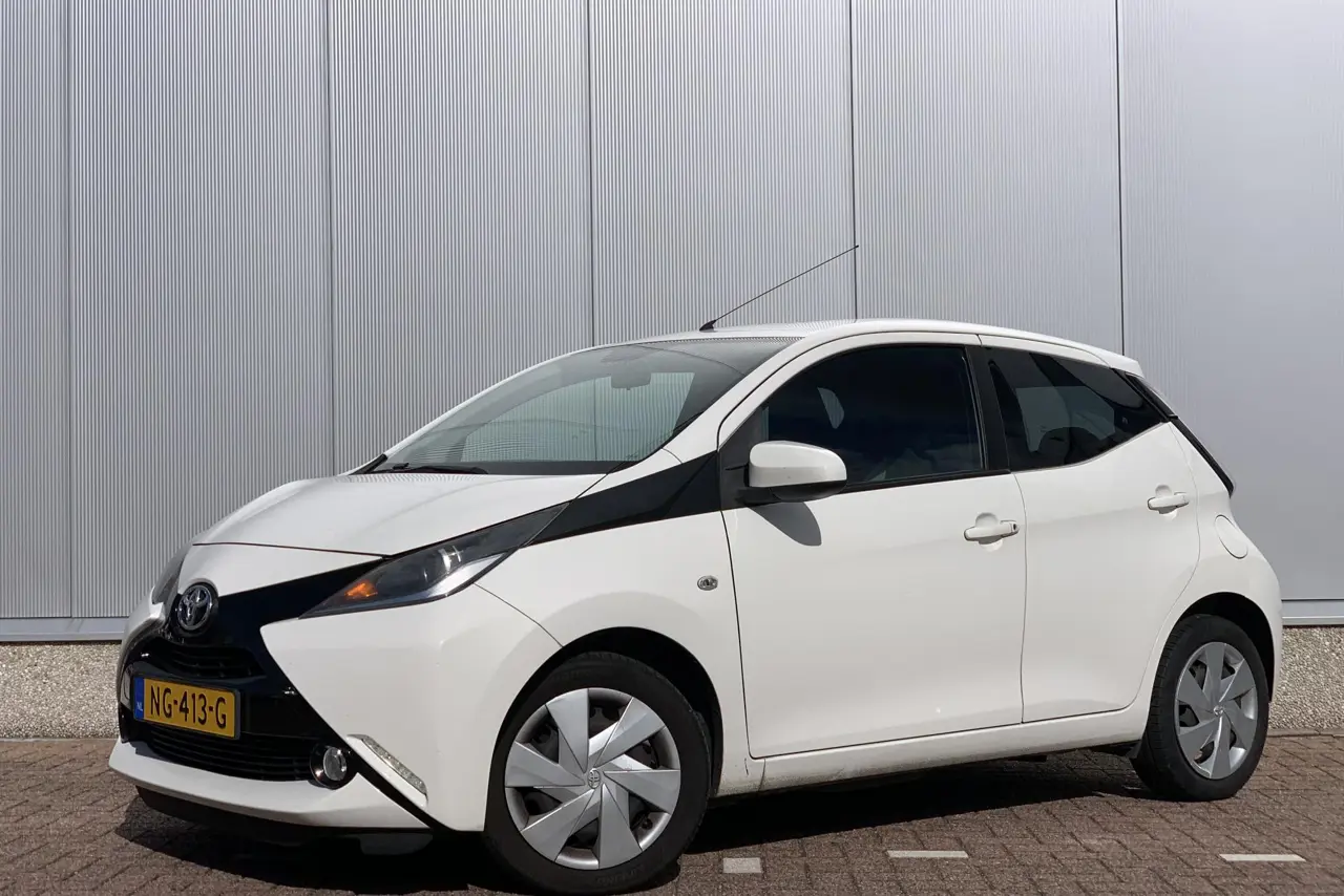 Toyota Aygo 1.0 VVT-i X-Play 2017, foto 1