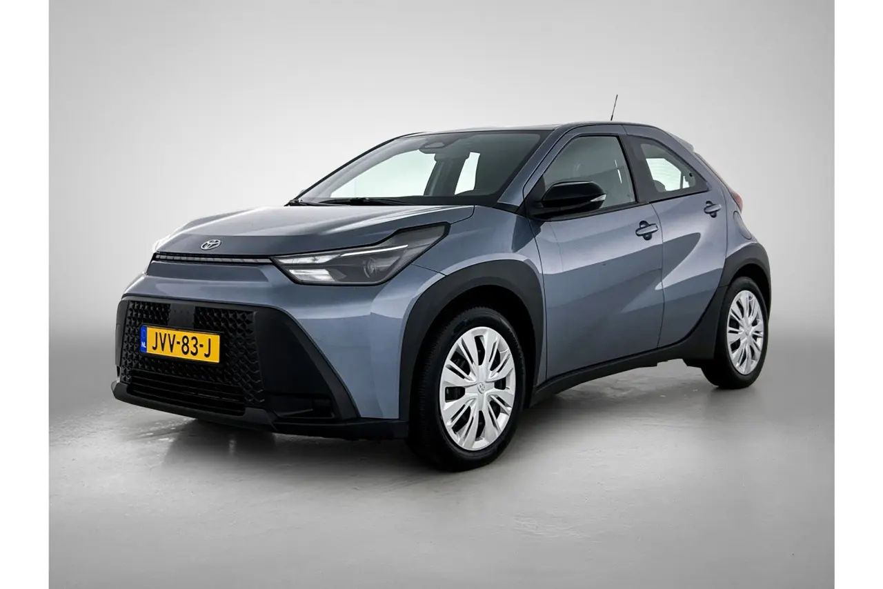 Toyota Aygo X Hybrid 115 Play 2026, foto 1