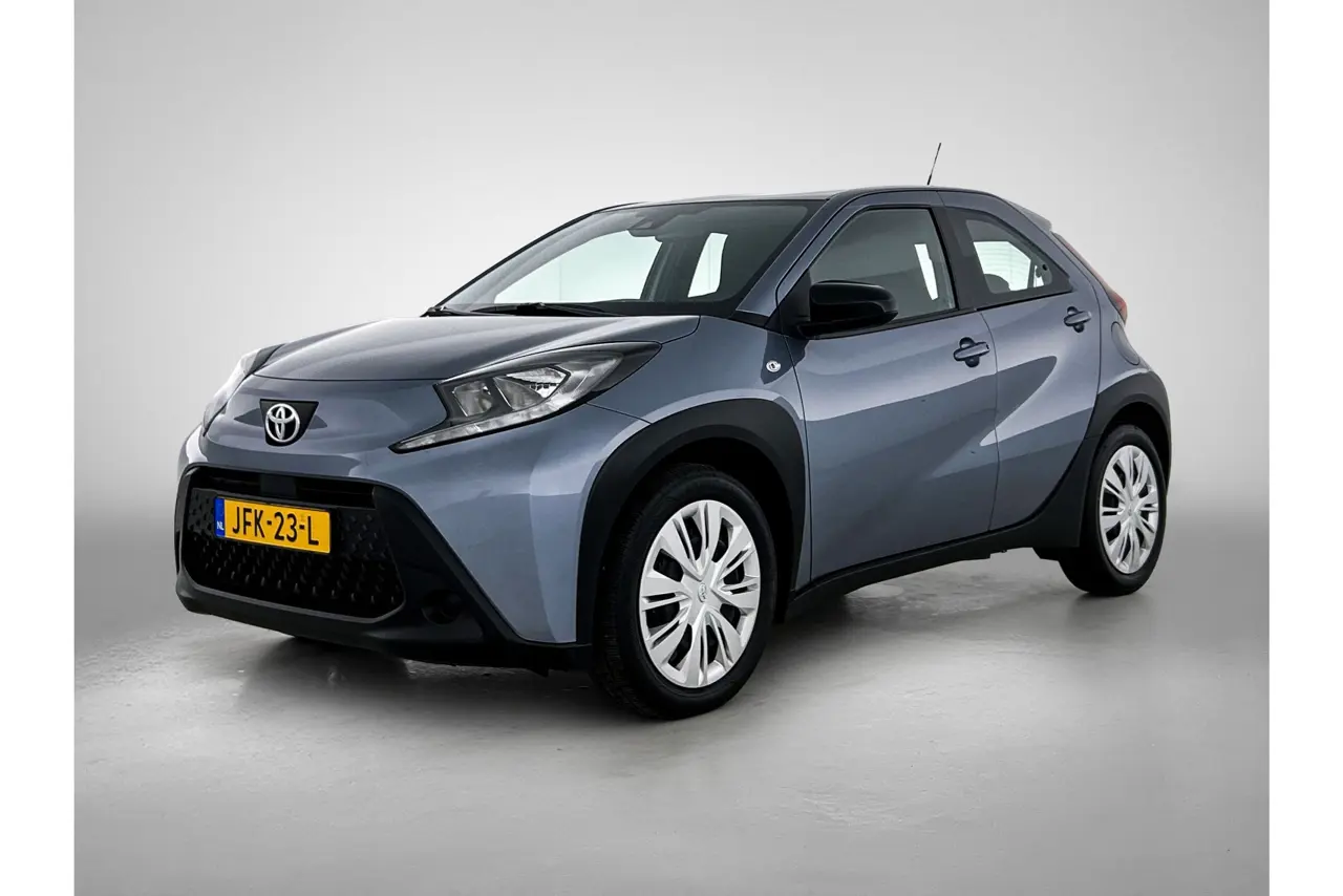 Toyota Aygo X 1.0 VVT-i Mt Play 2025, foto 1