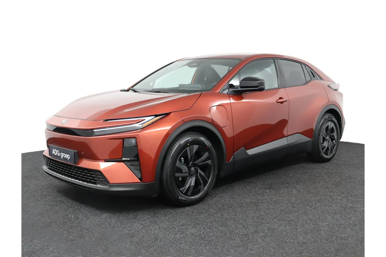 Toyota C-HR First Edition 77 kWh 2026, foto 1