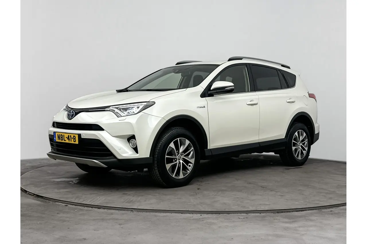 Toyota RAV4 2.5 Hybrid Dynamic 2017, foto 1