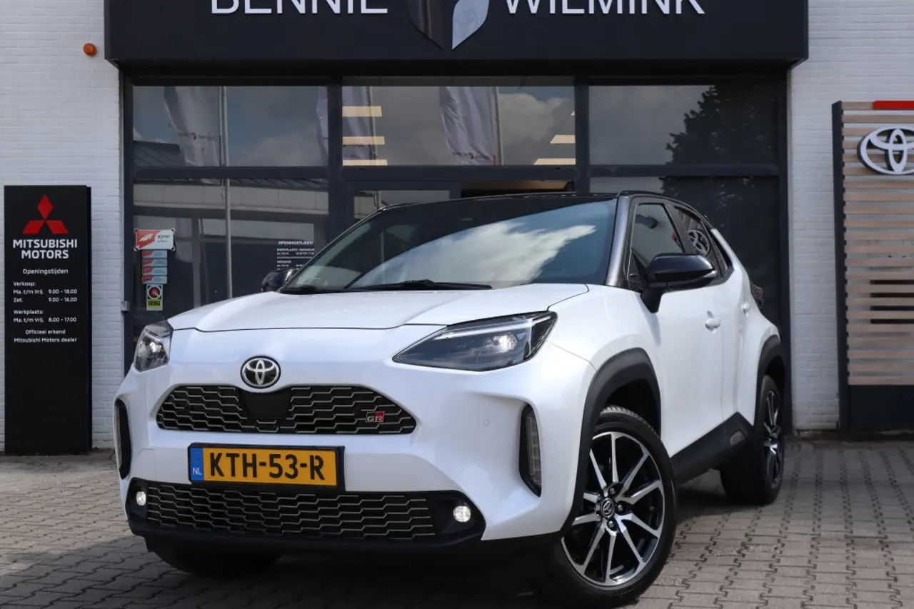 Toyota Yaris Cross 1.5 Hybrid Gr Sport 2023, photo 1