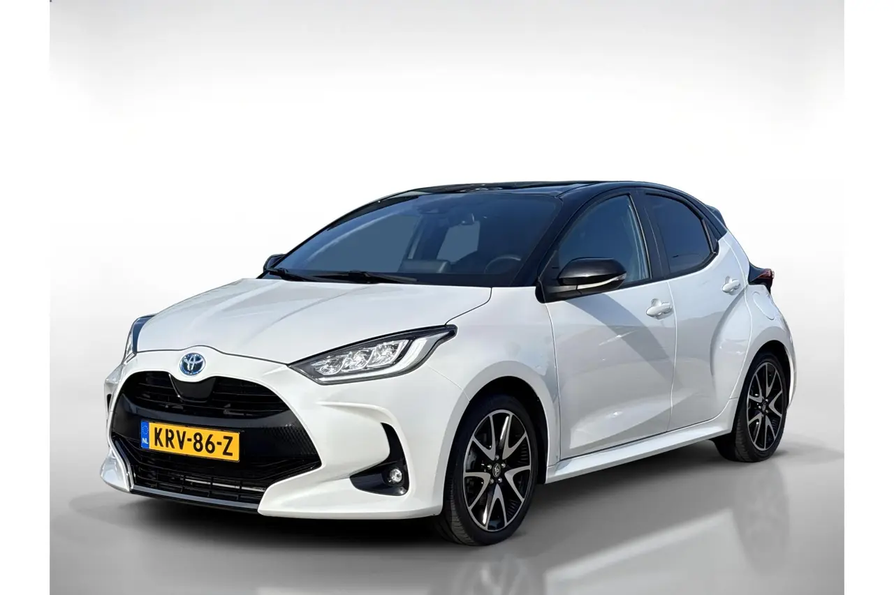 Toyota Yaris 1.5 Hybrid Executive 2022, foto 1
