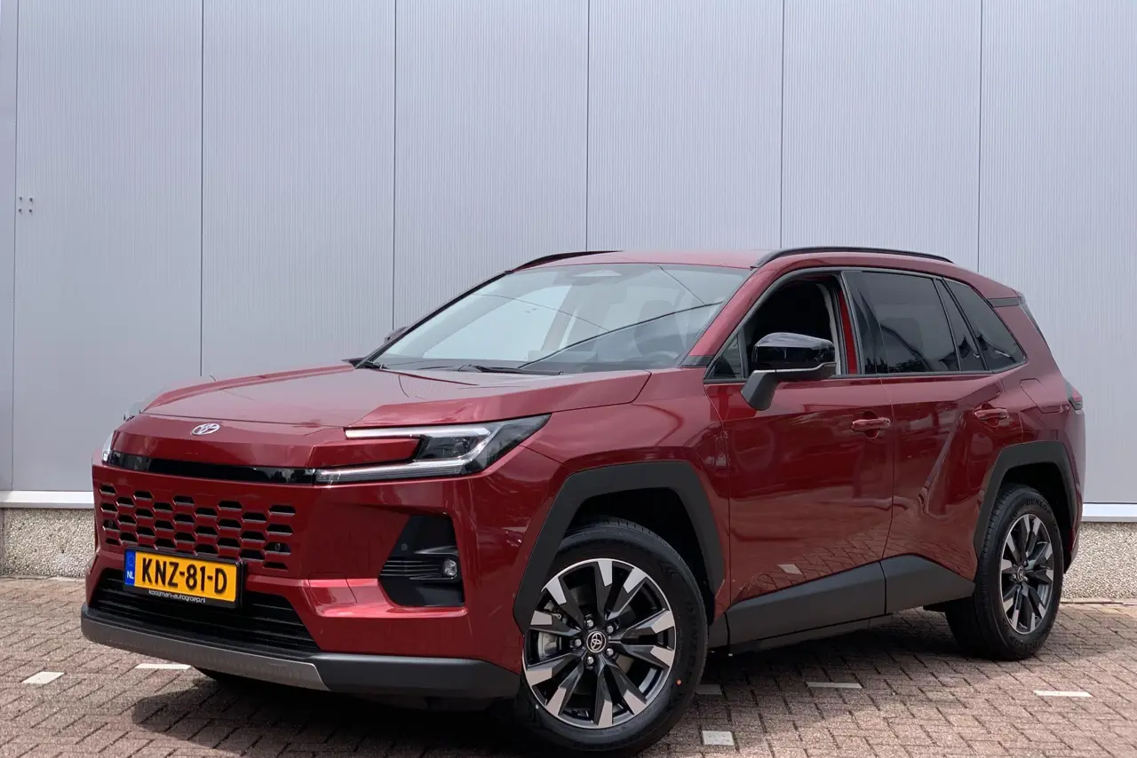 Toyota RAV4 2.5 Plug-in Hybrid 270 Dynamic 2026, foto 1