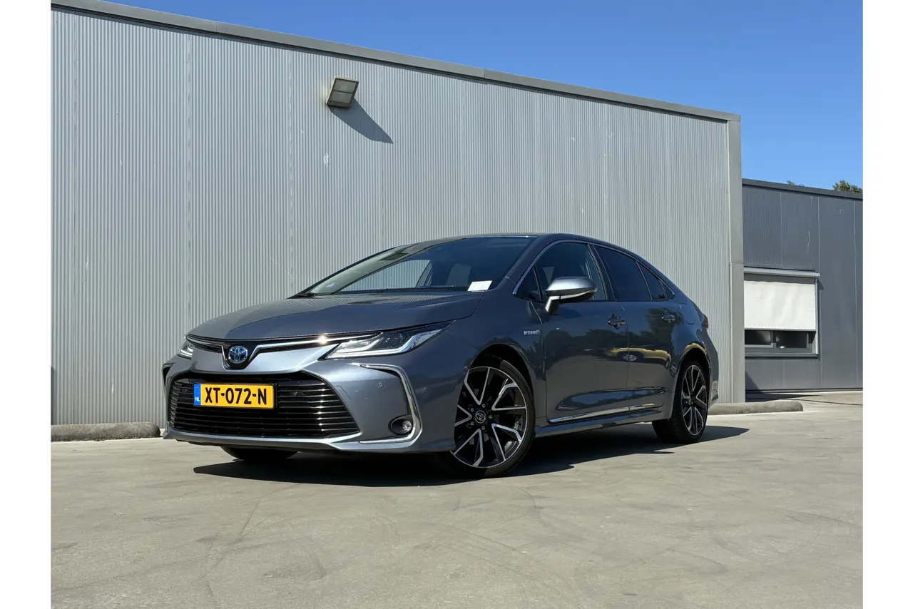 Toyota Corolla 1.8 Hybrid Executive Automaat 2019, foto 1