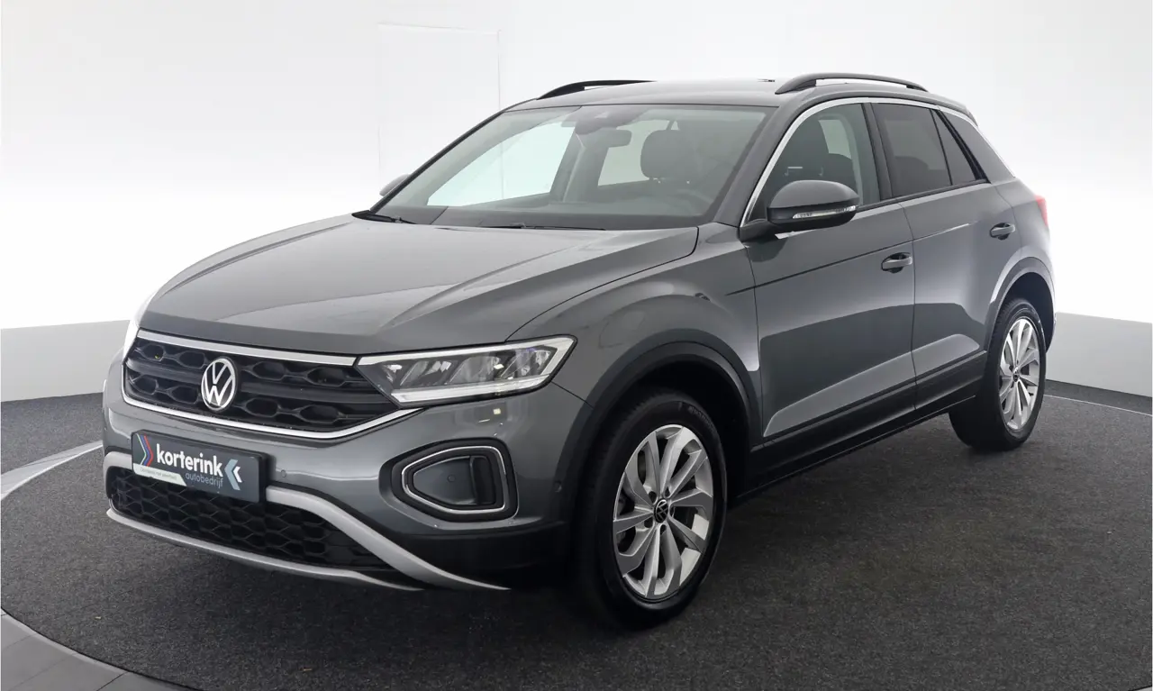 Volkswagen T-Roc 1.5 TSI Life Business 2022, foto 1