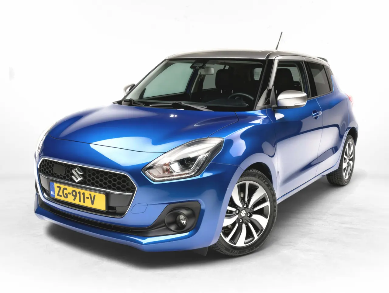 Suzuki Swift 1.2 Stijl Smart Hybrid 2019, foto 1