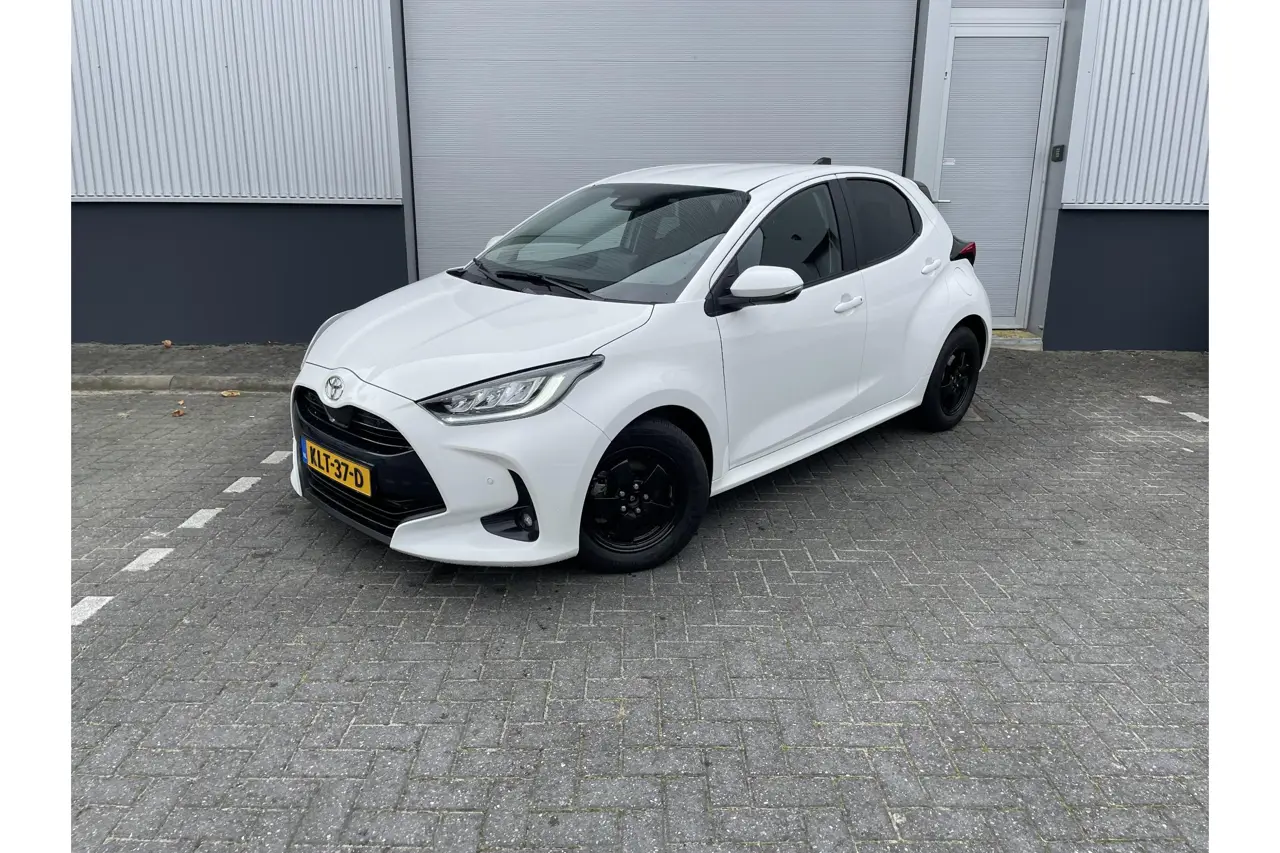Toyota Yaris 1.5 Hybrid 115 Dynamic 2025, foto 1