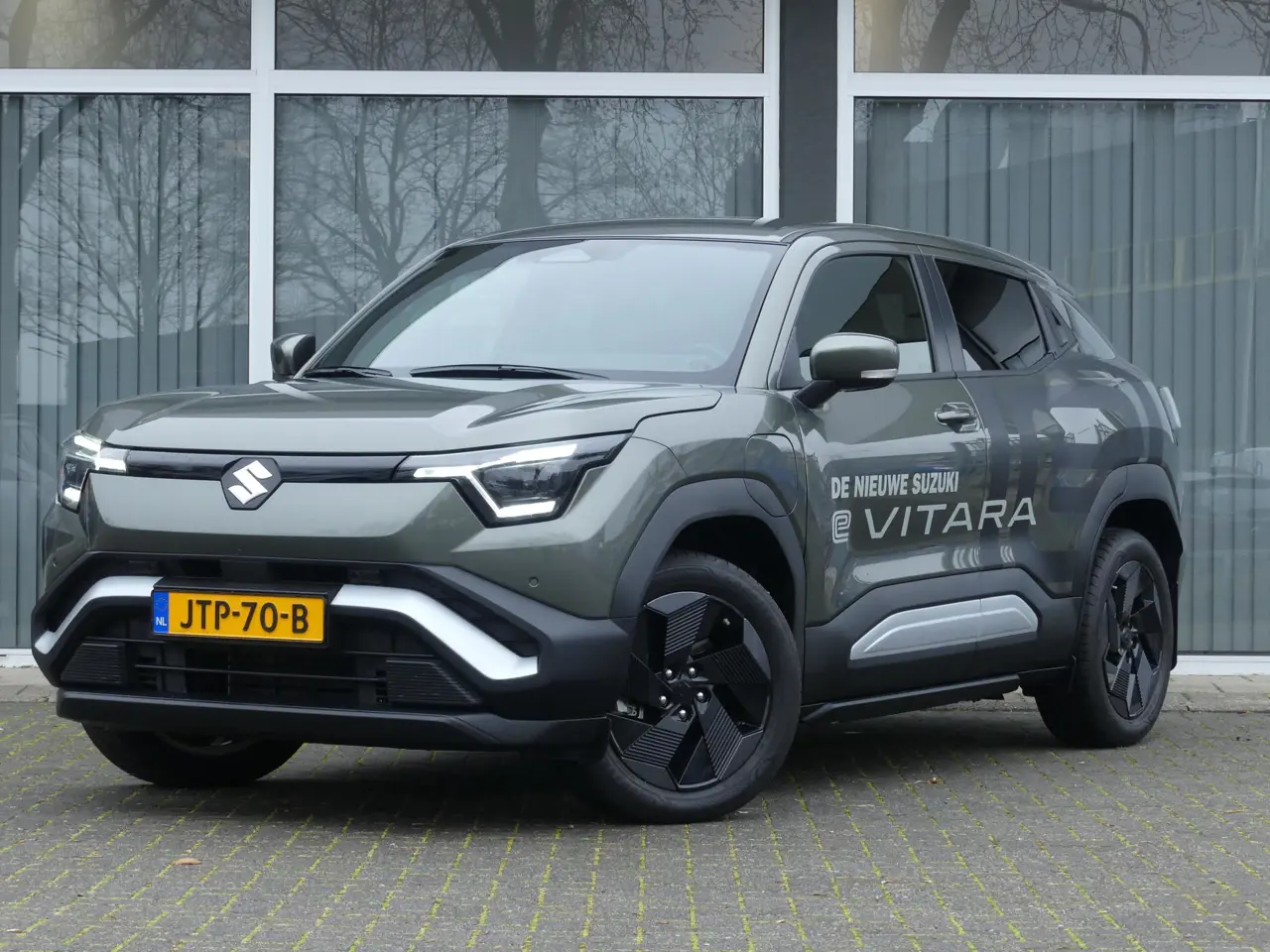 Suzuki e Vitara Select 61 kWh 2026, foto 1