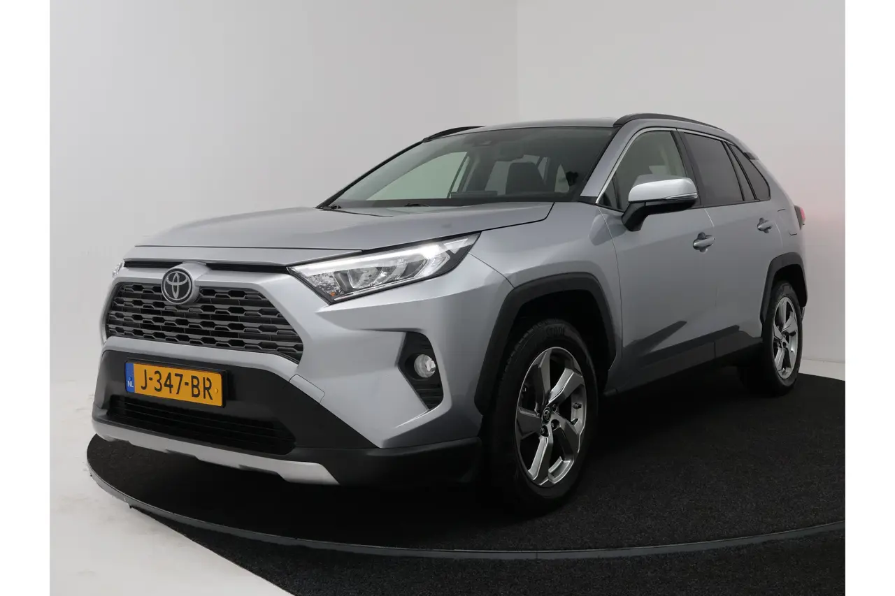 Toyota RAV4 2.0 VVT-iE Dynamic 2020, foto 1