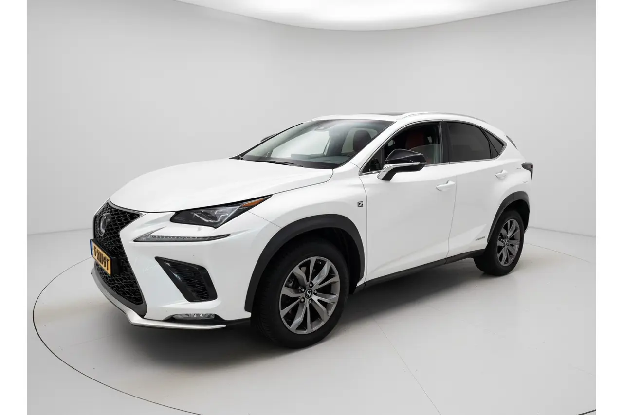 Lexus NX 300H AWD F-Sport Line 2020, foto 1