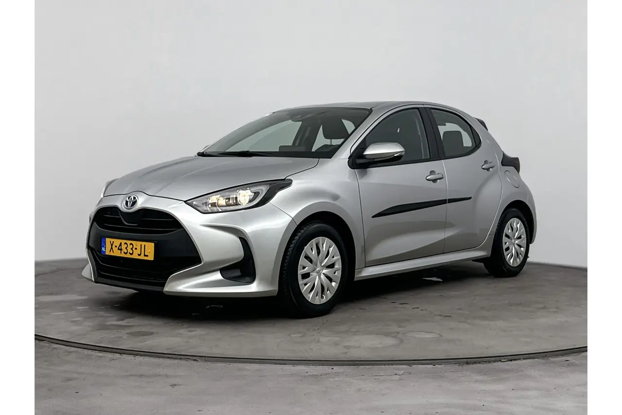 Toyota Yaris 1.5 Hybrid Active 2023, foto 1