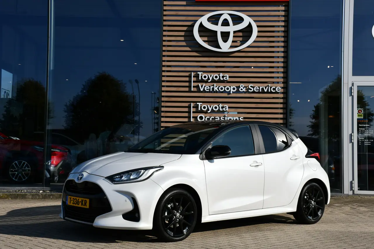 Toyota Yaris 1.5 Hybrid Executive Automaat 116Pk 2023, photo 1