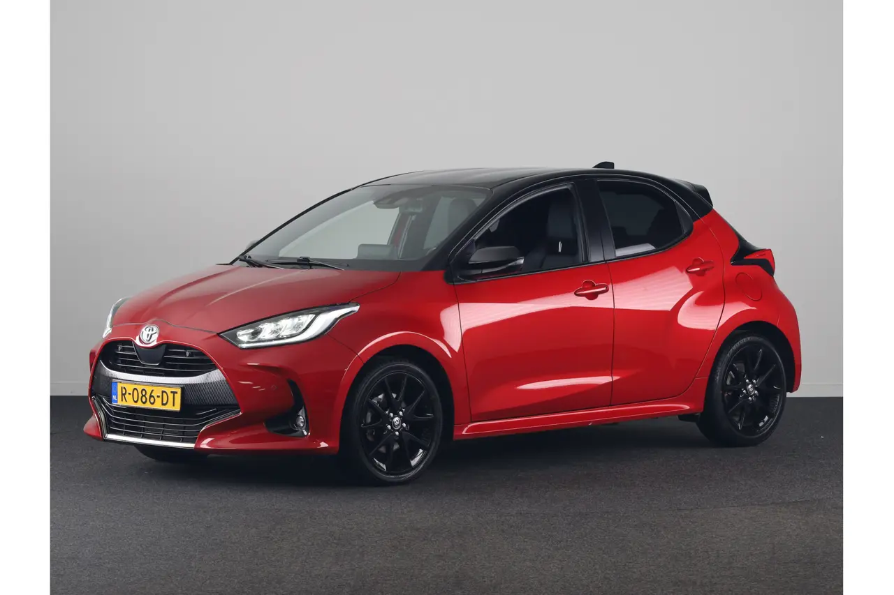 Toyota Yaris 1.5 Hybrid Executive 2022, foto 1