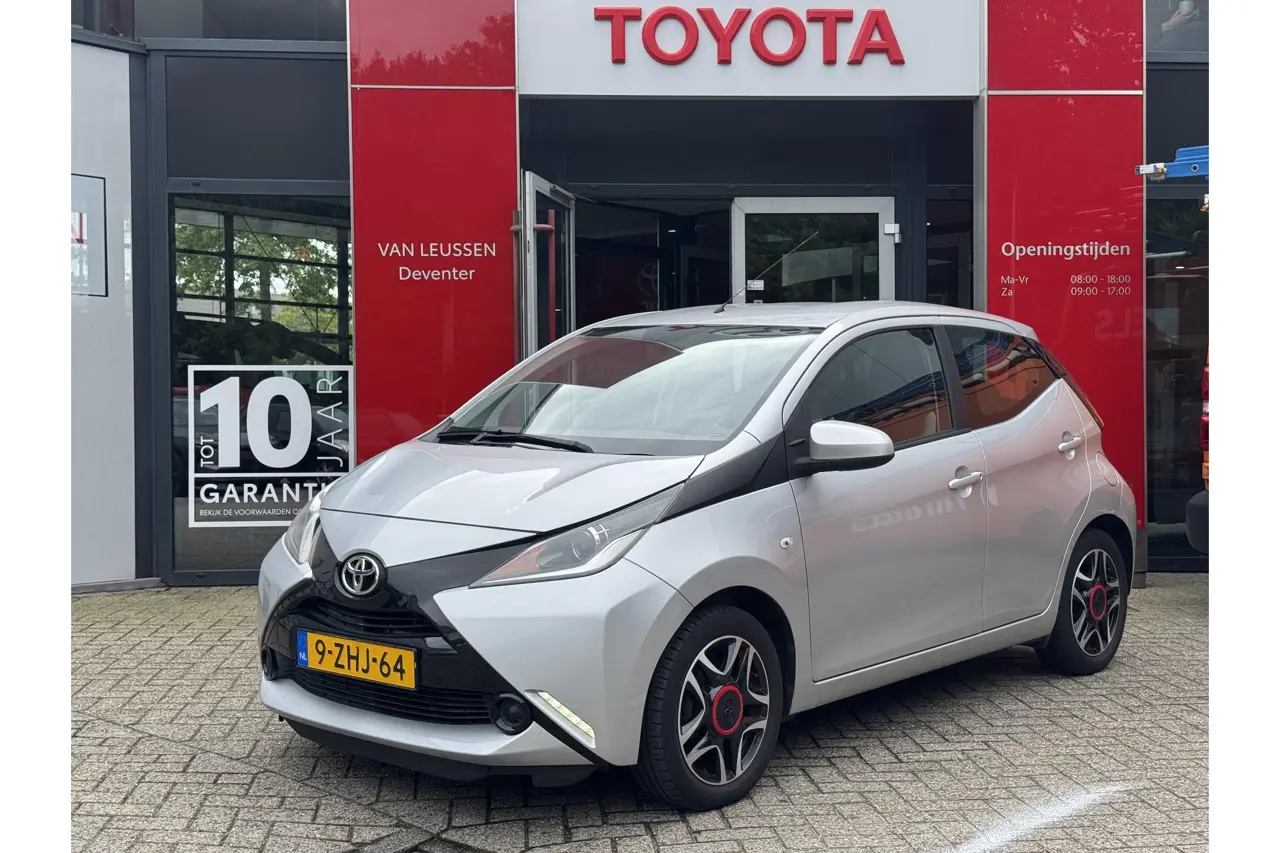 Toyota Aygo 1.0 VVT-i X-Play 2015, foto 1