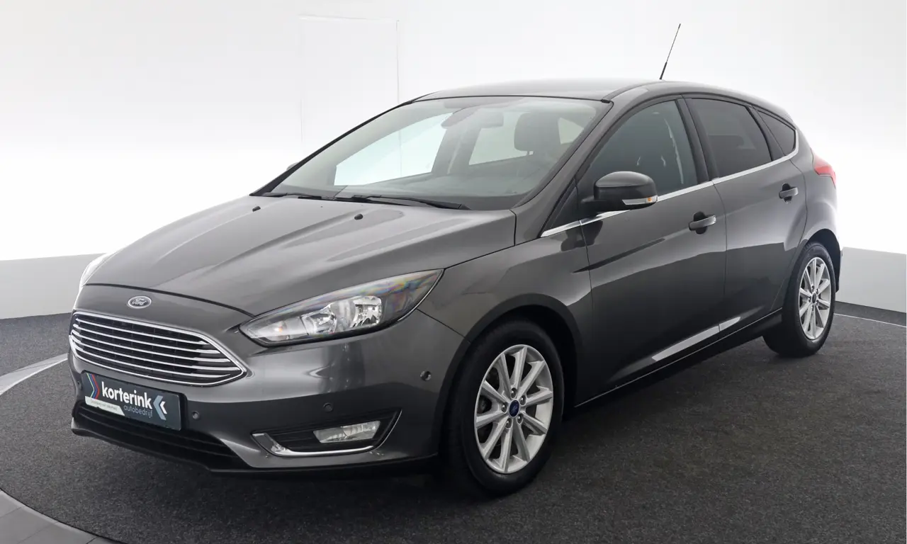 Ford Focus 1.0 Titanium 2016, foto 1
