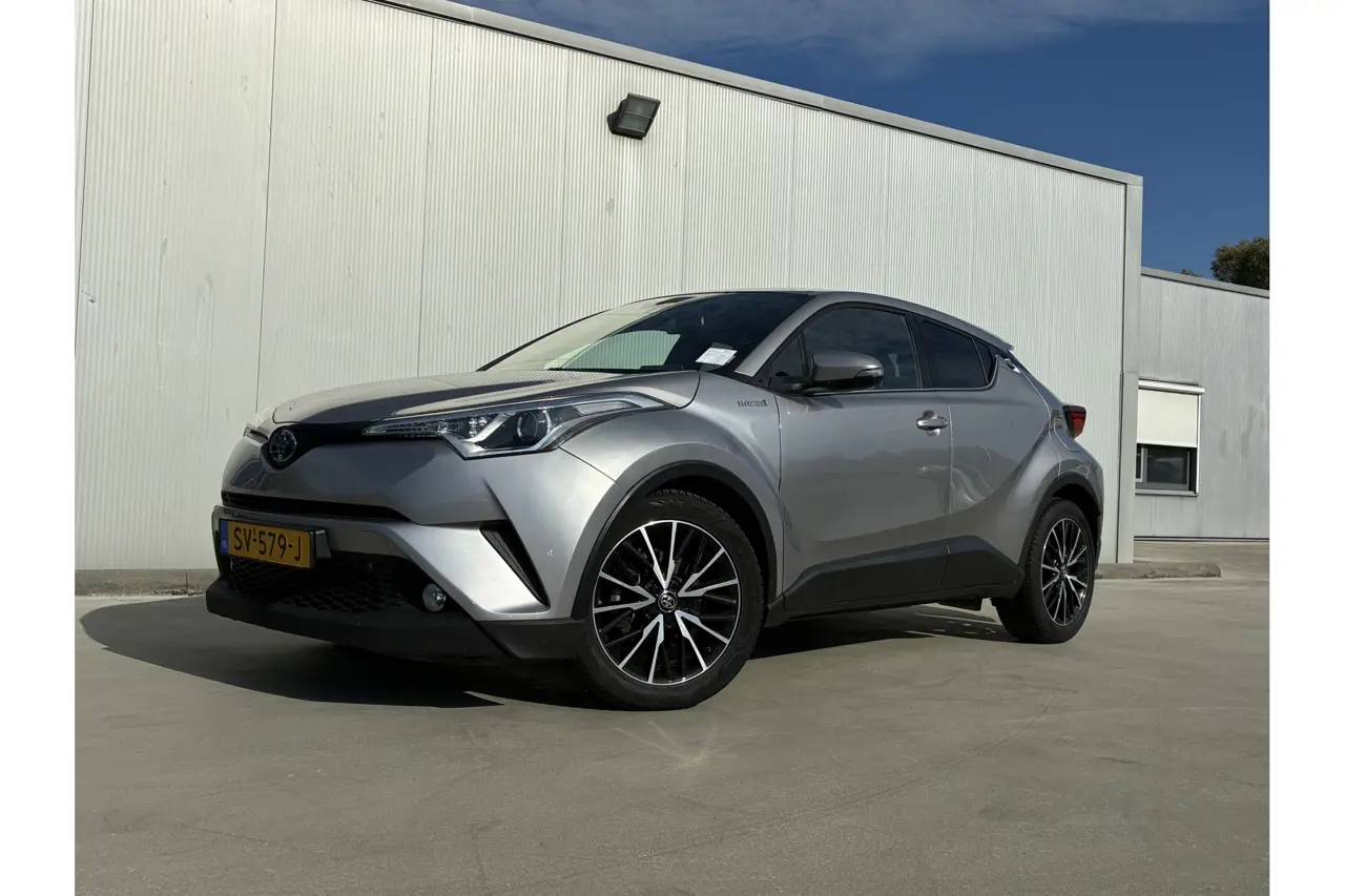 Toyota C-HR 1.8 Hybrid Dynamic 2018, foto 1