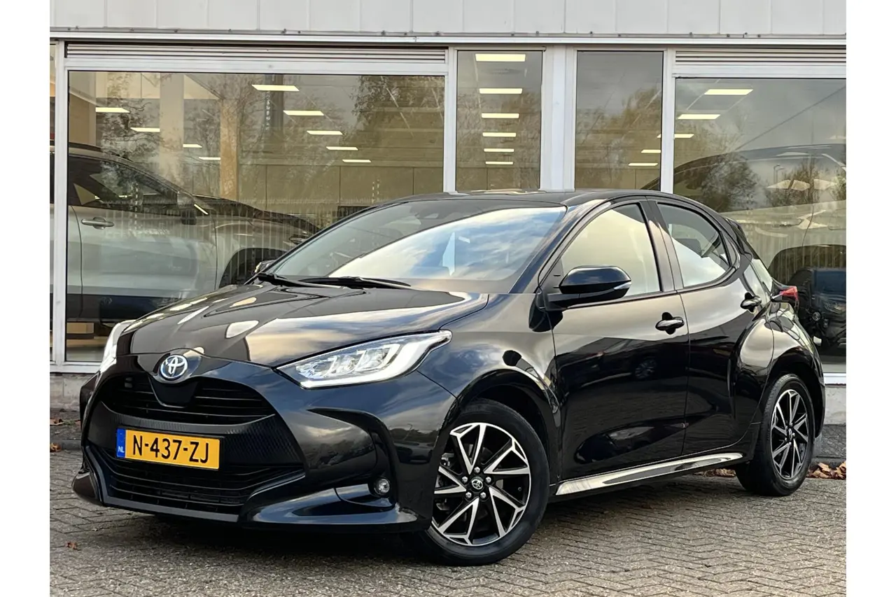 Toyota Yaris 1.5 Hybrid Teamnl 2022, photo 1