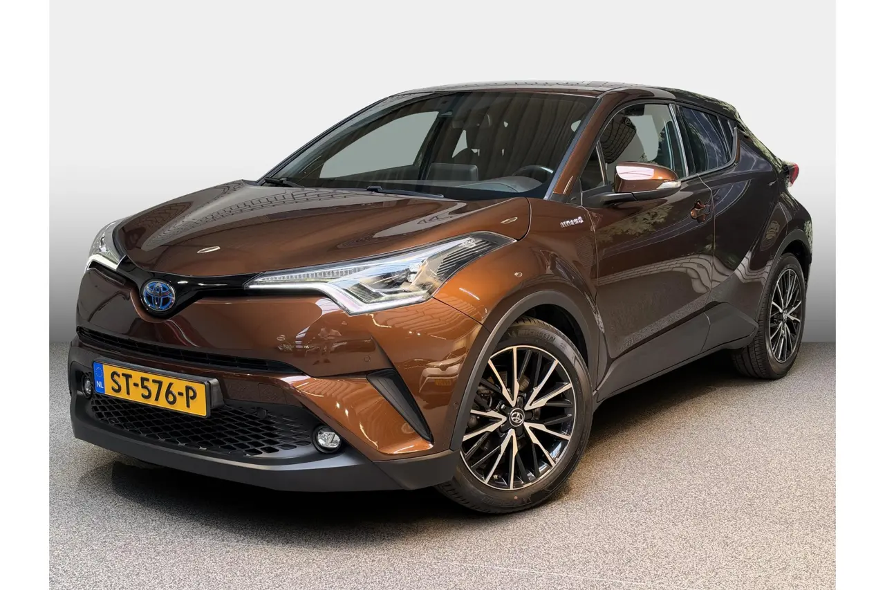 Toyota C-HR 1.8 Hybrid Executive 2018, foto 1