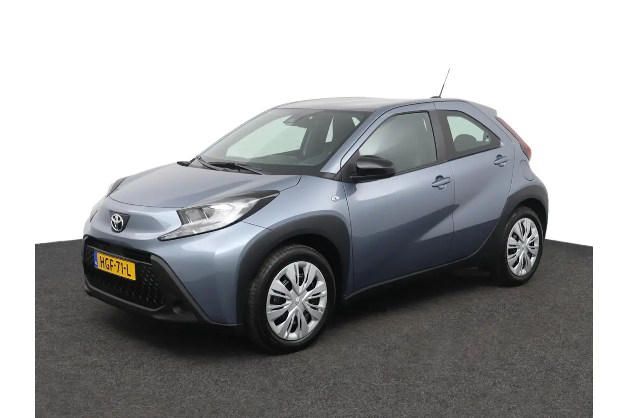 Toyota Aygo X 1.0 VVT-i Mt Play 2025, foto 1