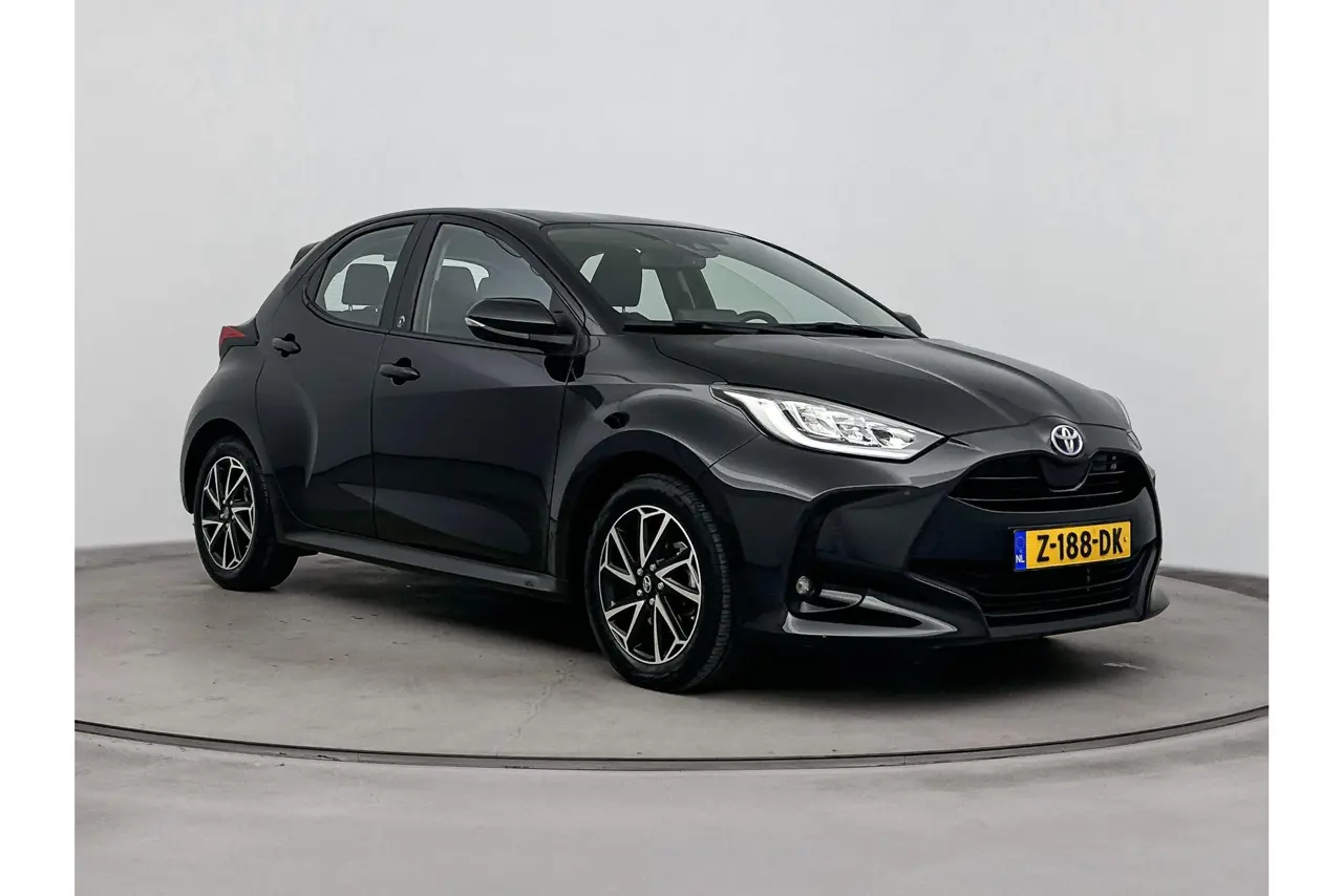 Toyota Yaris 1.5 Hybrid Dynamic 2024, foto 1